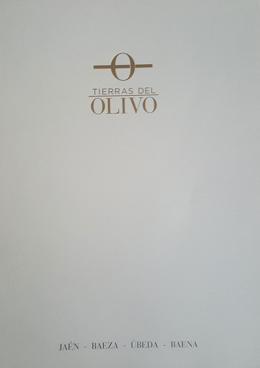 Cap. “Composición y Calidad de los Aceites de Oliva Vírgenes Extra. Influencia de la variedad”. Algunas contribuciones sobre olivicultura y elaiotecnia desde la perspectiva de la experiencia. GEA Westfalia Separator Andalucía S.L. 2009.